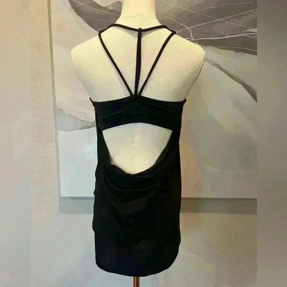 Lululemon Black tank with drape back and crisscross back straps. Size 8